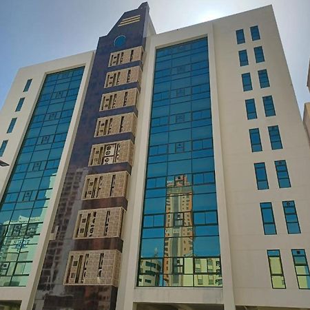 Al Abbas Tower Lägenhet Manama Exteriör bild